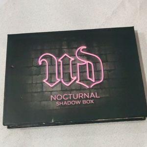 Urban decay Nocturnal shadow box eye shadow palette